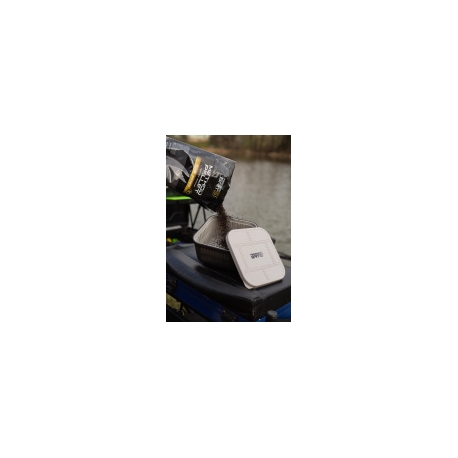 Box z sitkiem do pelletu 1,9L